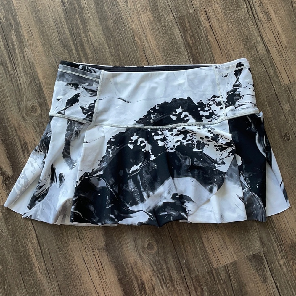 Lululemon Hit Your Stride Skirt